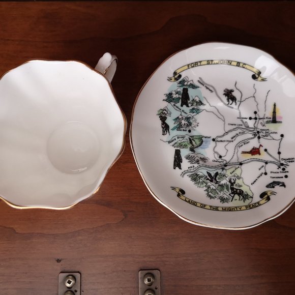 Royal Consort and Royal Darwood Canada related cup&saucer - Picture 4 of 10